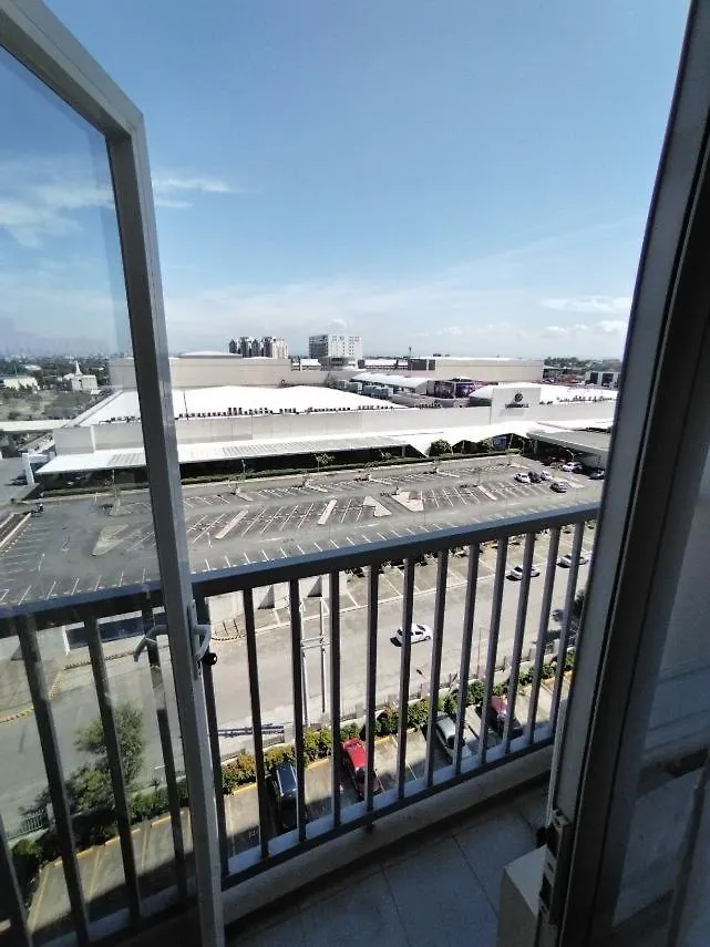 Hotel Luxury Twin Bed Room With Balcony Las Pinas-South Residence Manila Apartment
